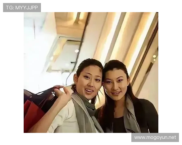 伏明霞这日子低调得像个隐形富婆，十几岁那个跳水小姑娘跑哪儿去了