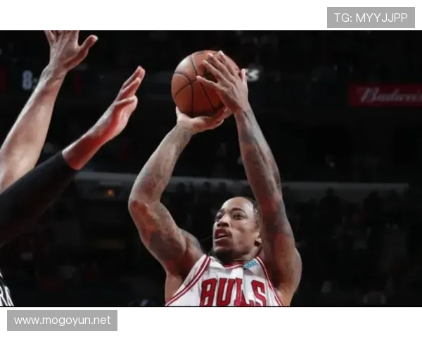 德罗赞通过高效中距离投篮拉开球队进攻差距