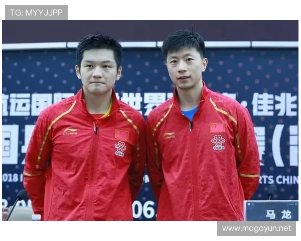 郭昊文训练完直接打车去SKP买表，这生活节奏谁跟得上